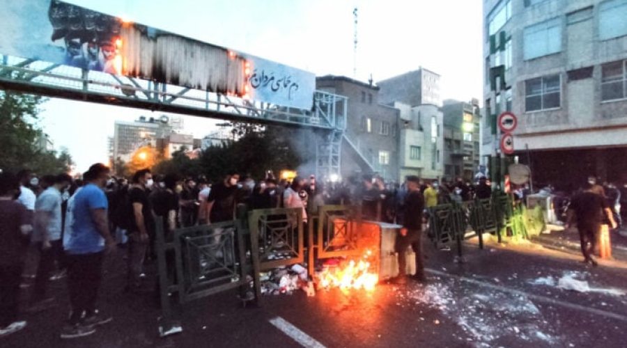 Ιράν: Συνεχίζεται η αιματηρή καταστολή των διαδηλώσεων