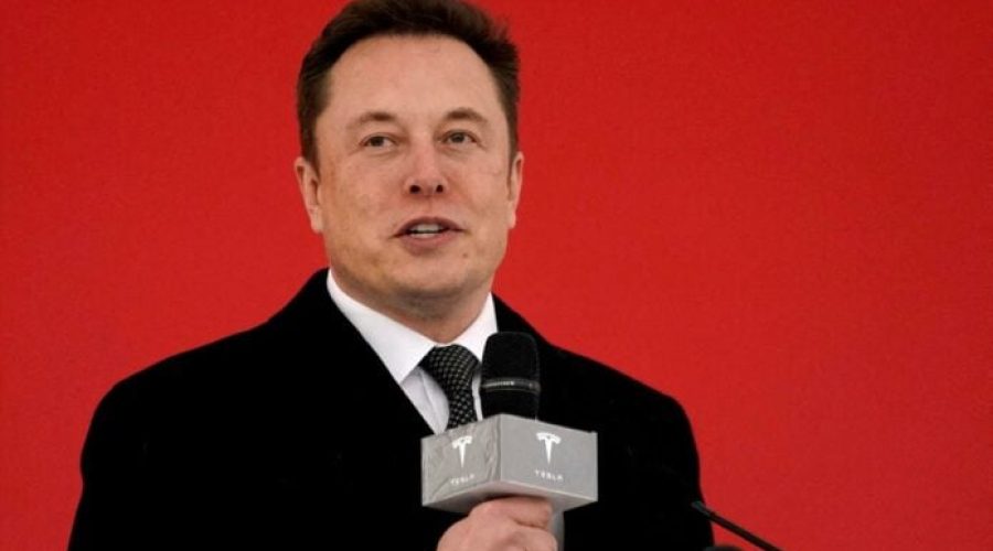 Έλον Μασκ: Οργιάζει στην Tesla o «Διευθύνων μερικής απασχόλησης»